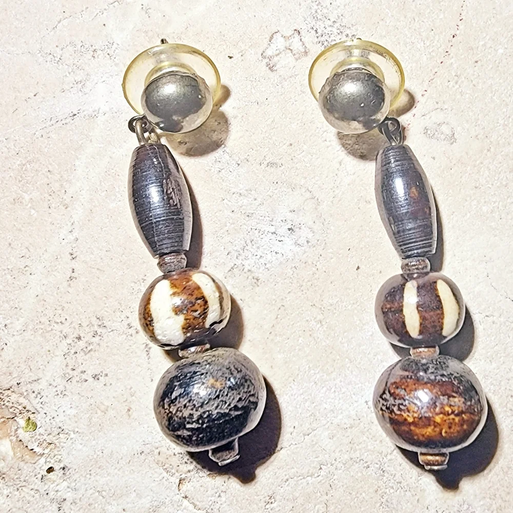 Bohemian wood Multisize, multibeaded natural colors dangle post earrings